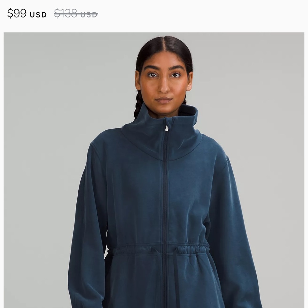 Lululemon softstreme cinch waist jacket navy size 12 NEW